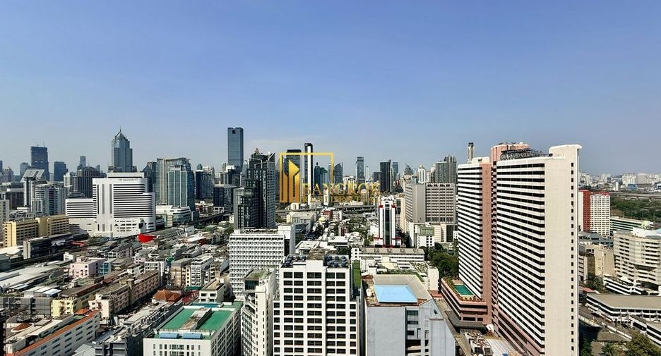 À louer et à vendre 4 chambres condo à Watthana, Bangkok