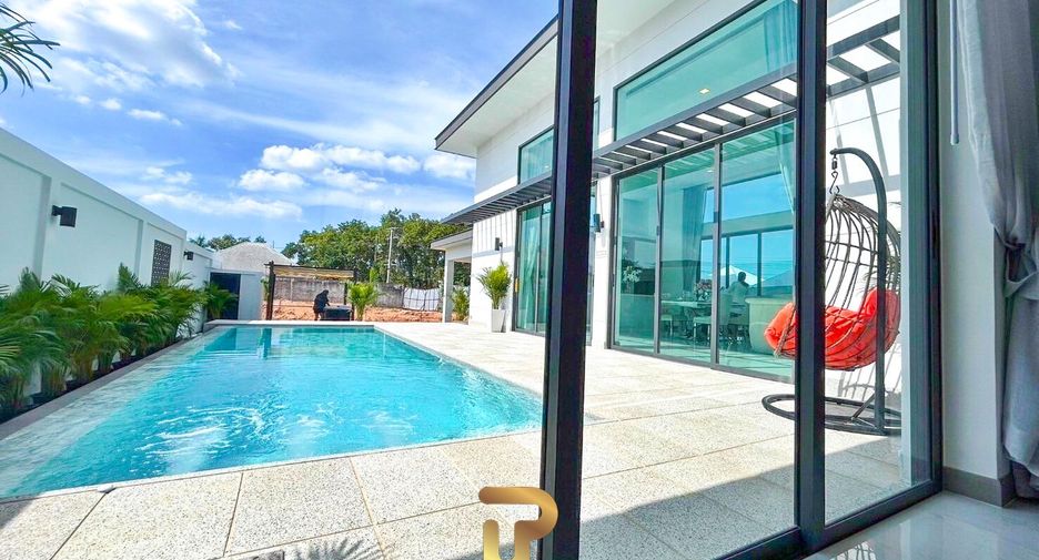 À vendre 4 chambres villa à Bang Lamung, Chonburi