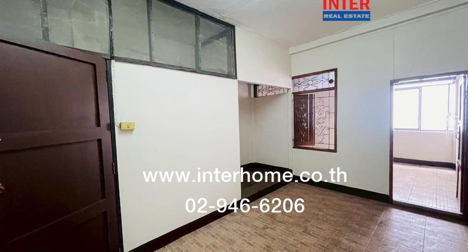 For sale 2 bedrooms retail Space in Rat Burana, Bangkok