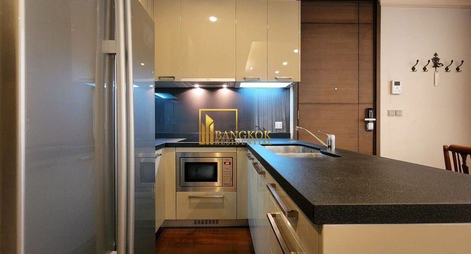For rent and for sale 2 bedrooms condo in Watthana, Bangkok