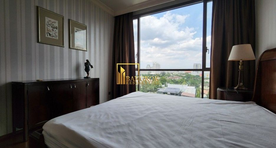 For rent and for sale 2 bedrooms condo in Watthana, Bangkok