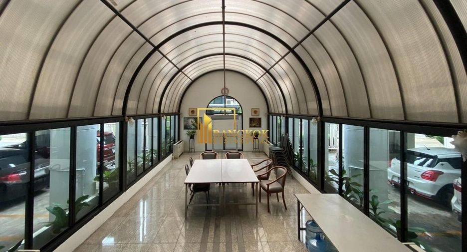 For rent そして for sale 2 ベッドルーム condo in Pathum Wan, Bangkok