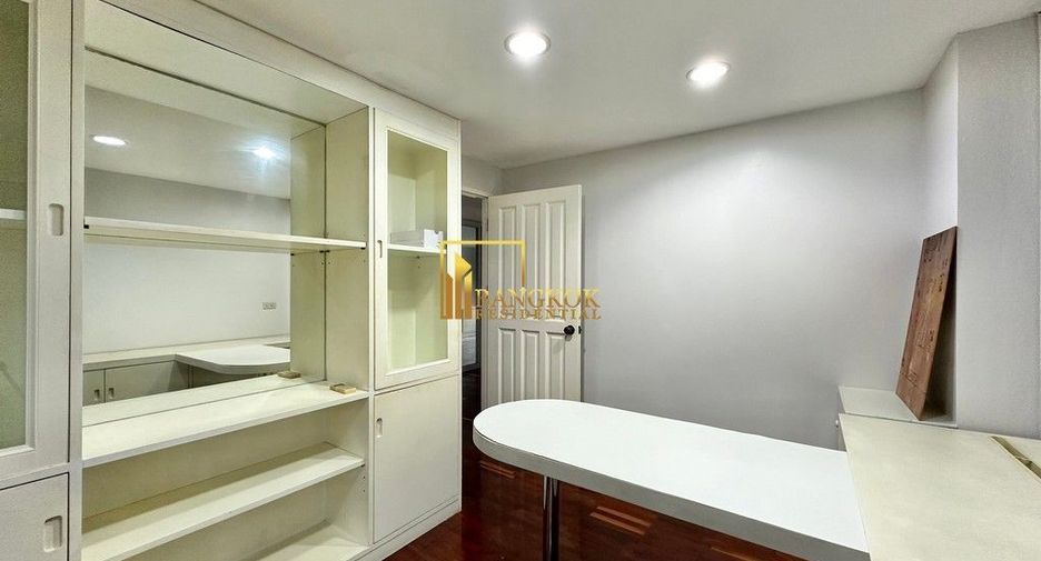 For rent そして for sale 2 ベッドルーム condo in Pathum Wan, Bangkok