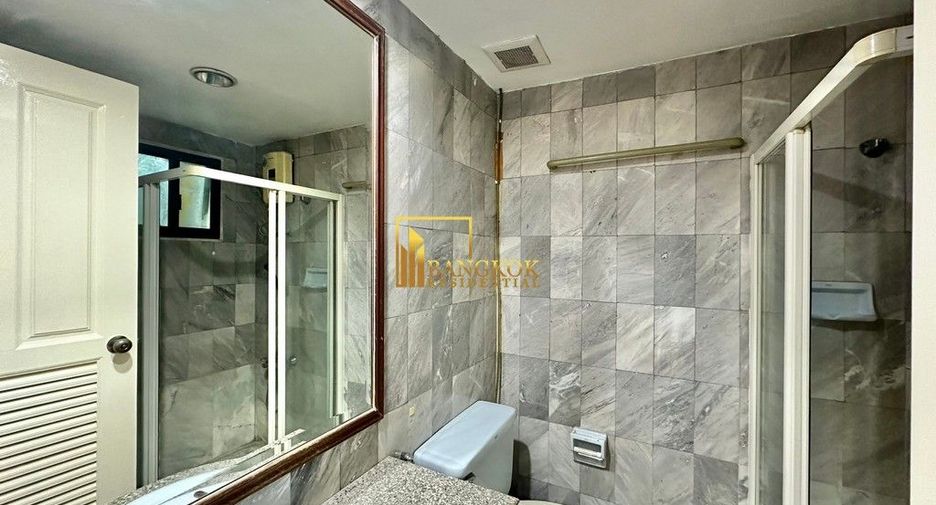 For rent そして for sale 2 ベッドルーム condo in Pathum Wan, Bangkok