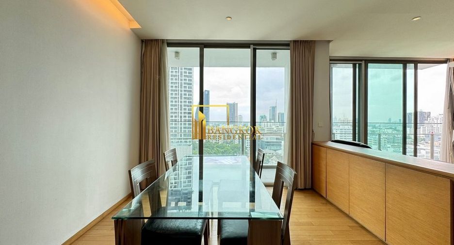 À louer et à vendre 2 chambres condo à Khlong Toei, Bangkok