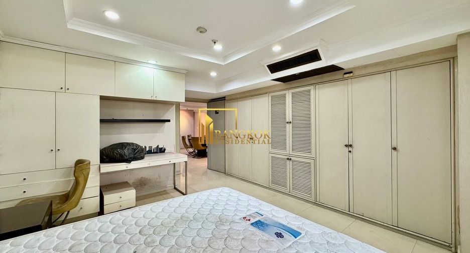 Wohnung zum Kauf mit 3 Zimmer in Khlong Toei, Bangkok
