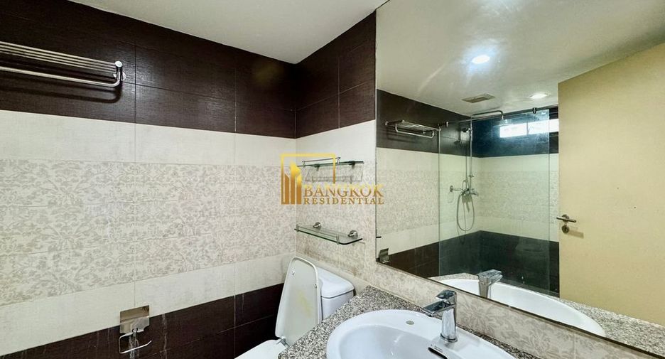 Wohnung zum Kauf mit 3 Zimmer in Khlong Toei, Bangkok
