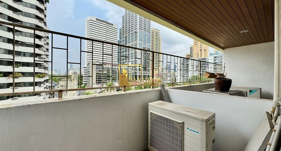 Wohnung zum Kauf mit 3 Zimmer in Khlong Toei, Bangkok