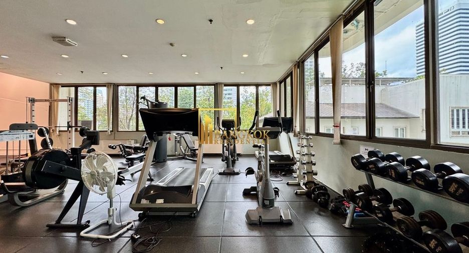 Wohnung zum Kauf mit 3 Zimmer in Khlong Toei, Bangkok