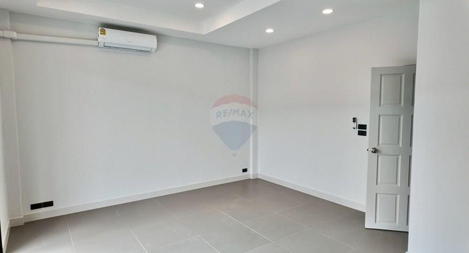For sale 2 bedrooms townhouse in Ko Samui, Surat Thani