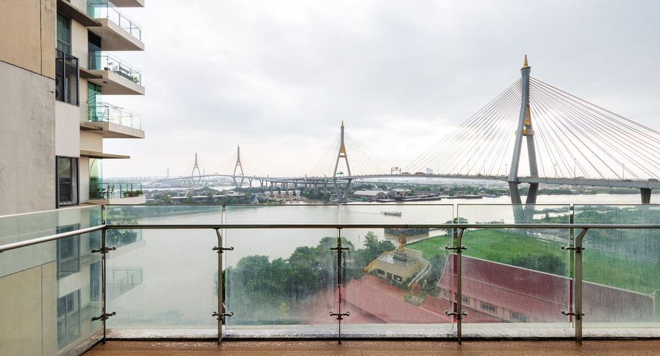 For sale 2 bedrooms condo in Yan Nawa, Bangkok