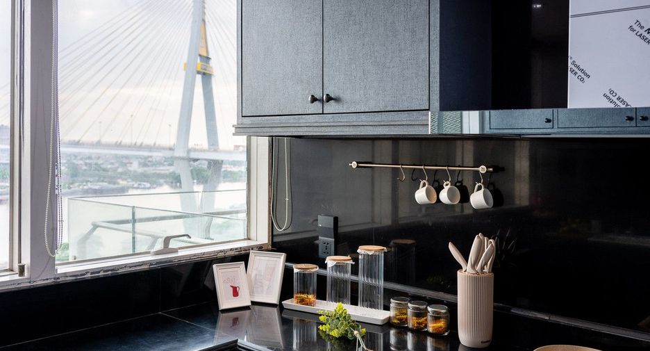 For sale 2 bedrooms condo in Yan Nawa, Bangkok