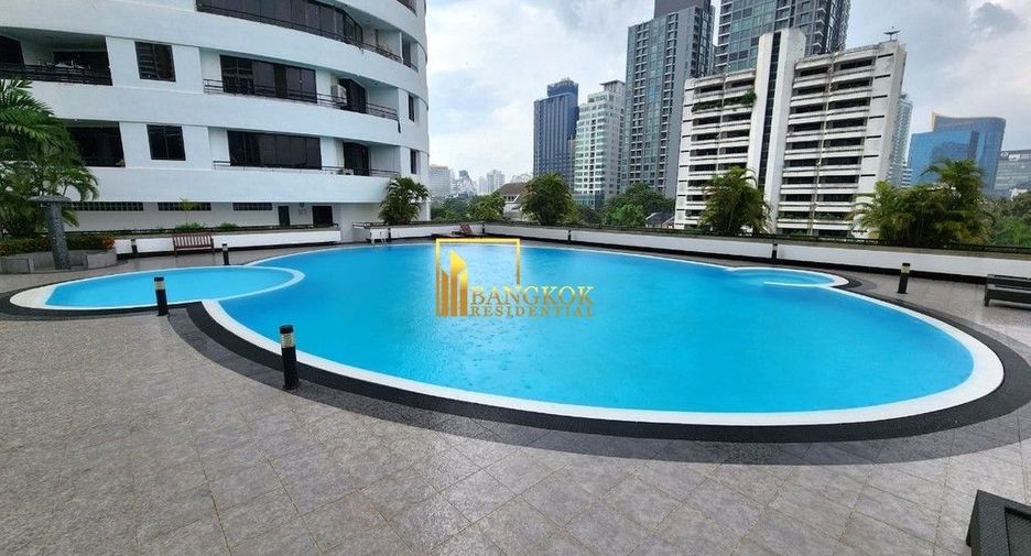 À louer et à vendre studio condo à Watthana, Bangkok