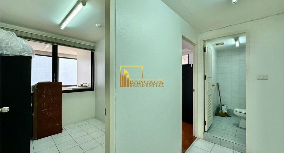 For rent and for sale 3 bedrooms condo in Watthana, Bangkok