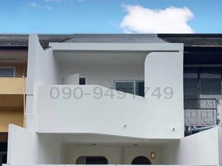 For sale 2 bedrooms townhouse in Bang Na, Bangkok