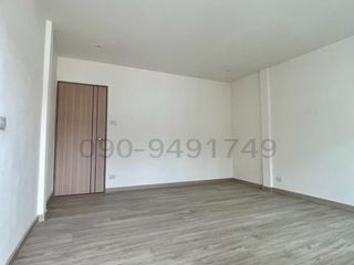 For sale 2 bedrooms townhouse in Bang Na, Bangkok