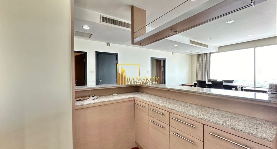 Wohnung zur Miete und zum Kauf mit 3 Zimmer in Khlong Toei, Bangkok