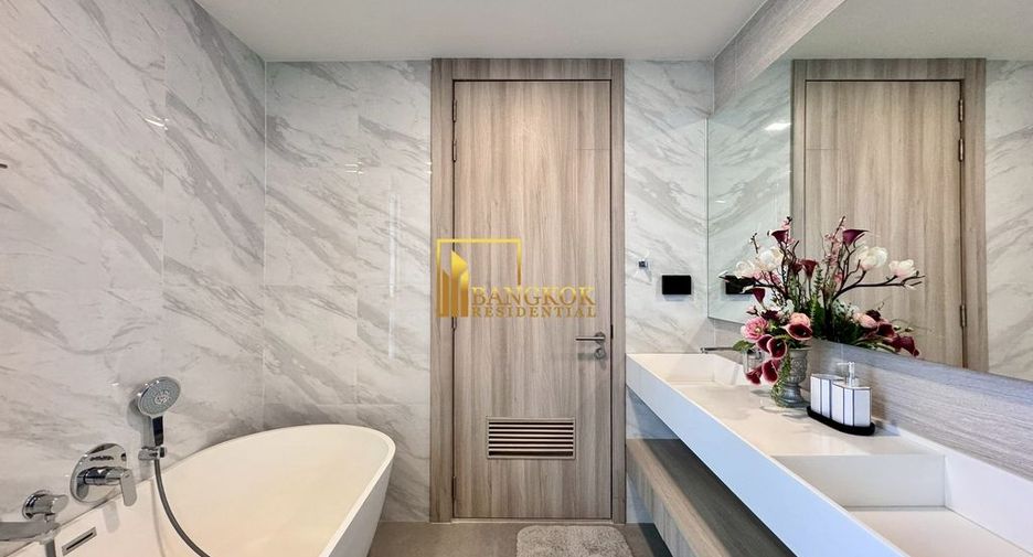Wohnung zur Miete und zum Kauf mit 3 Zimmer in Watthana, Bangkok