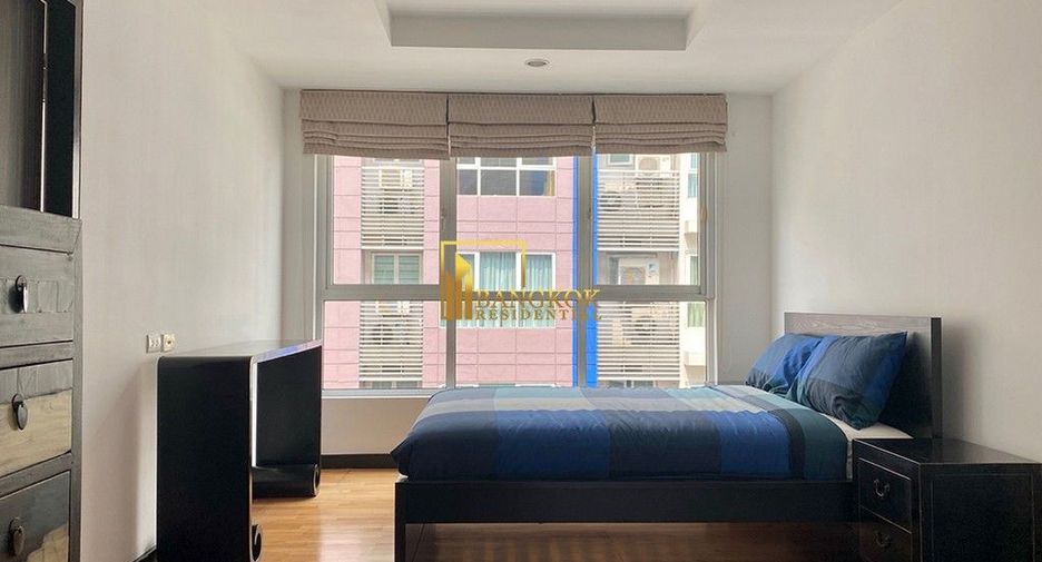 Condo en alquiler y en venta de 5 habitaciones en Watthana, Bangkok