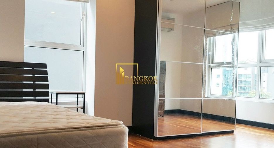 Condo en alquiler y en venta de 5 habitaciones en Watthana, Bangkok