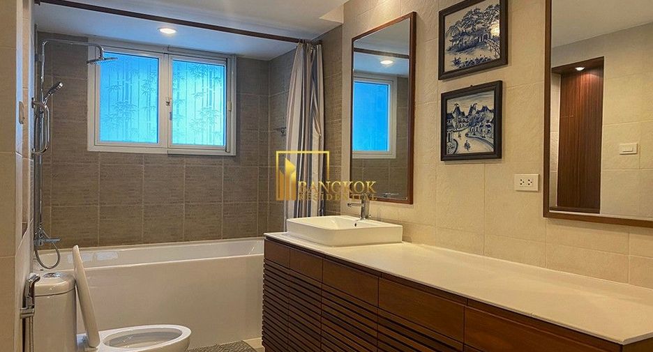 Condo en alquiler y en venta de 5 habitaciones en Watthana, Bangkok