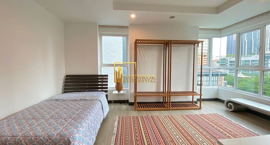 Condo en alquiler y en venta de 5 habitaciones en Watthana, Bangkok