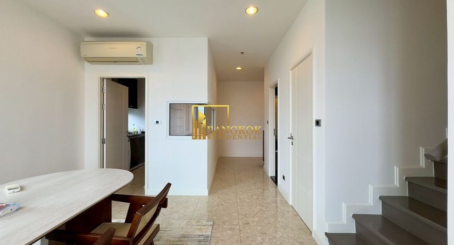 Condo en alquiler y en venta de 2 habitaciones en Khlong Toei, Bangkok
