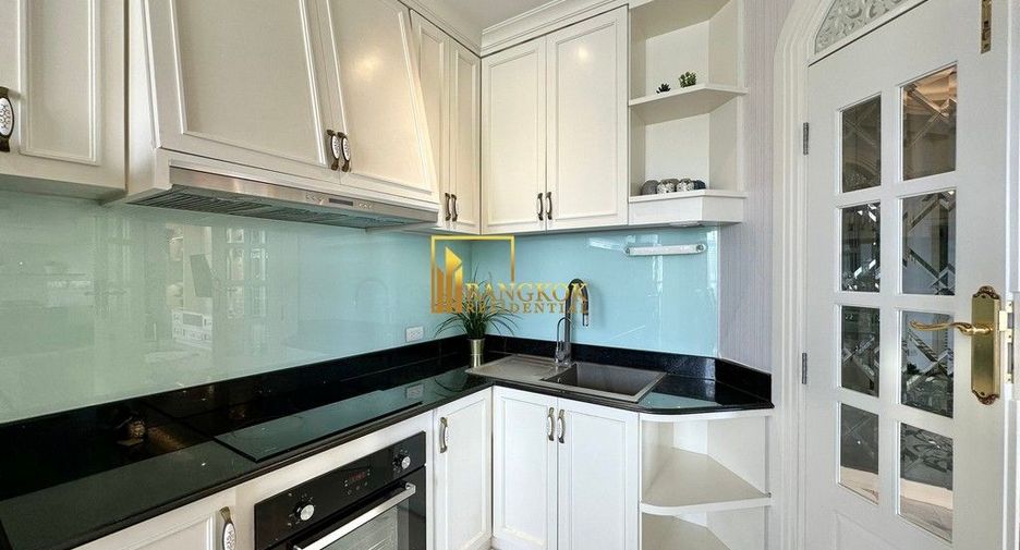 Condo en alquiler y en venta de 2 habitaciones en Khlong Toei, Bangkok