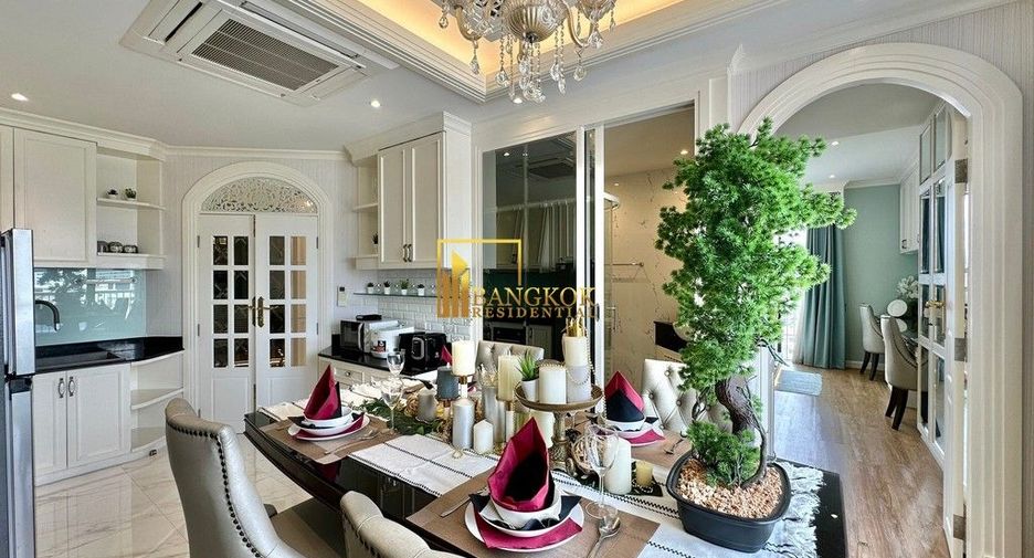 Condo en alquiler y en venta de 2 habitaciones en Khlong Toei, Bangkok