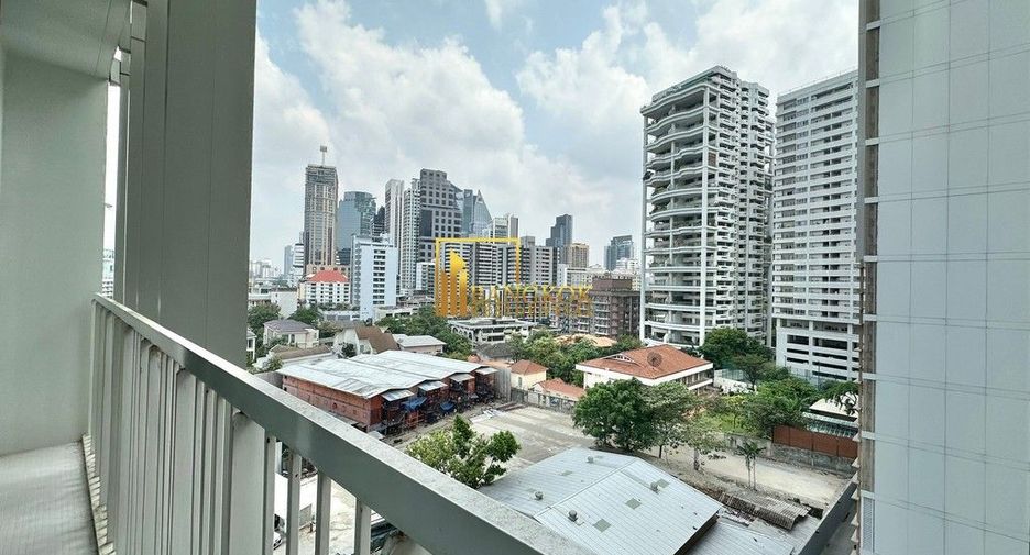 Condo en alquiler y en venta de 2 habitaciones en Khlong Toei, Bangkok