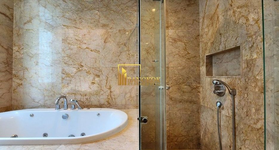 Condo en alquiler y en venta de 2 habitaciones en Pathum Wan, Bangkok