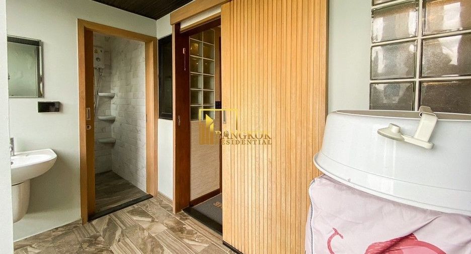 For rent そして for sale 2 ベッドルーム condo in Sathon, Bangkok