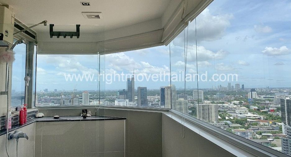 À vendre 3 chambres condo à Khlong Toei, Bangkok