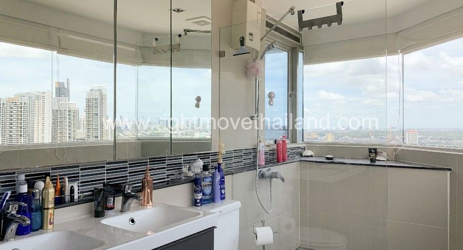 À vendre 3 chambres condo à Khlong Toei, Bangkok