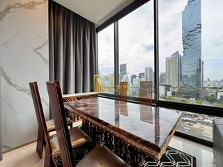 À louer et à vendre 2 chambres condo à Bang Rak, Bangkok