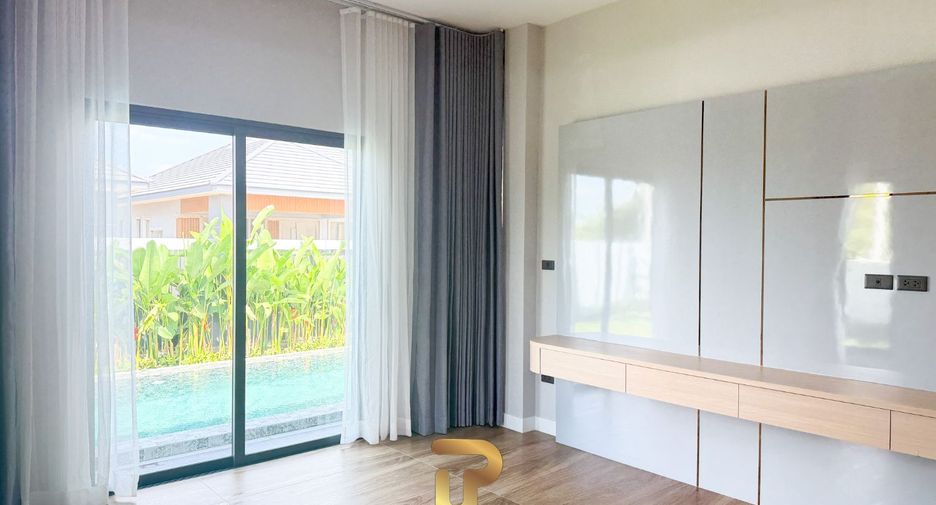 For sale 3 bedrooms villa in Bang Lamung, Chonburi