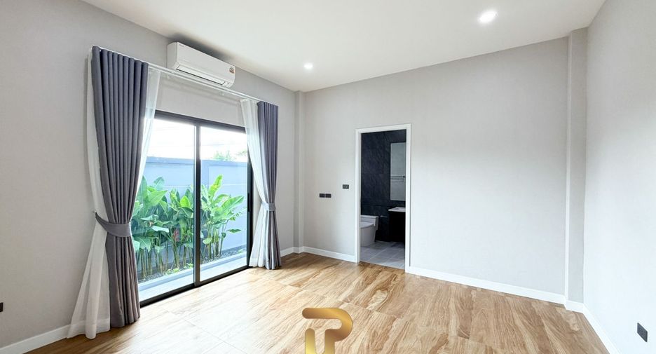 For sale 3 bedrooms villa in Bang Lamung, Chonburi