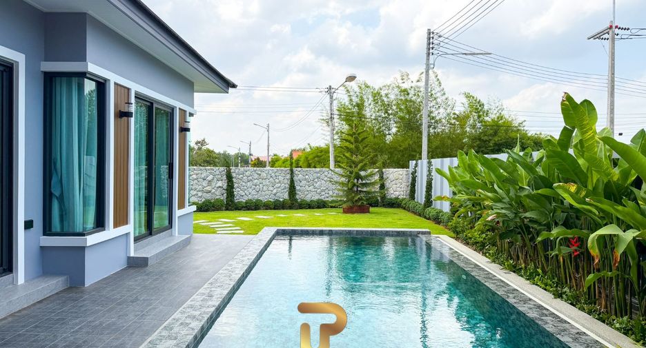 For sale 3 bedrooms villa in Bang Lamung, Chonburi