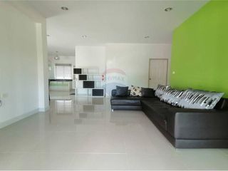 For sale 3 bedrooms house in Mueang Nakhon Si Thammarat, Nakhon Si Thammarat