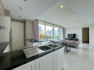 For rent and for sale 2 bedrooms condo in Watthana, Bangkok