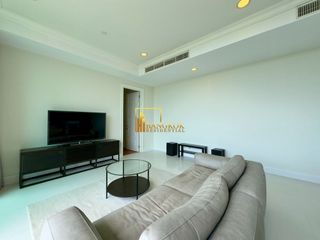 For rent and for sale 2 bedrooms condo in Watthana, Bangkok