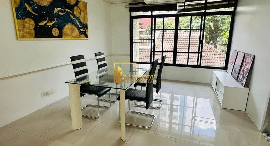Reihenhaus zur Miete und zum Kauf mit 4 Zimmer in Watthana, Bangkok