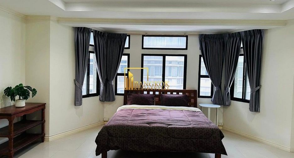 Reihenhaus zur Miete und zum Kauf mit 4 Zimmer in Watthana, Bangkok