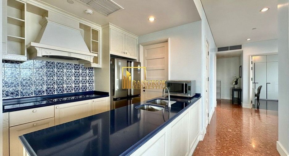 For rent and for sale 3 bedrooms condo in Khlong Toei, Bangkok