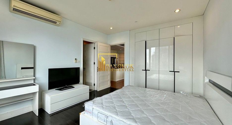 For rent and for sale 3 bedrooms condo in Khlong Toei, Bangkok