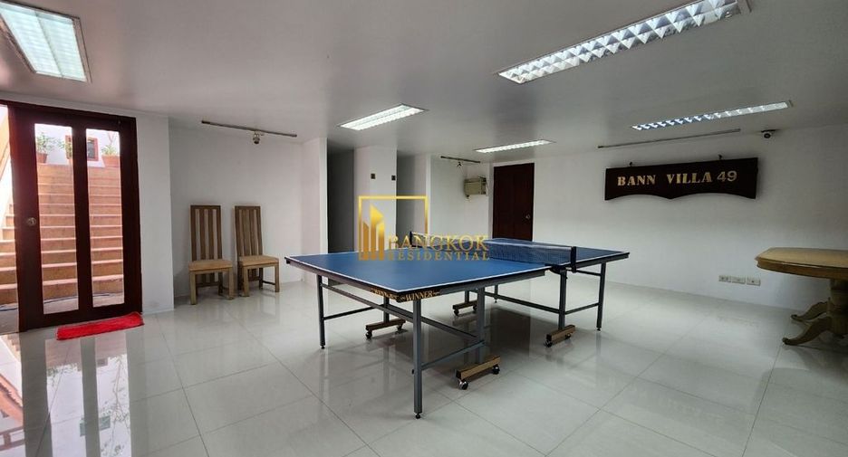Reihenhaus zur Miete und zum Kauf mit 4 Zimmer in Watthana, Bangkok
