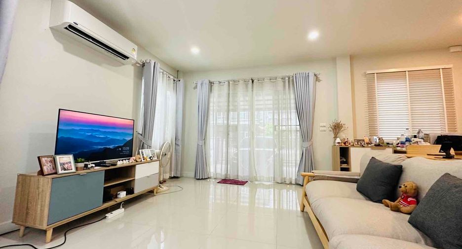 出售 2 卧室 独立屋 在 Khlong Luang, Pathum Thani