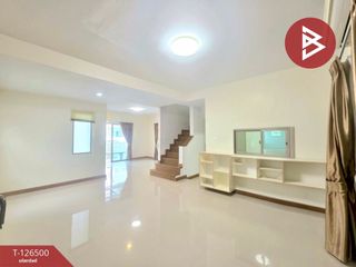 Casa en venta de 3 habitaciones en Si Racha, Chonburi