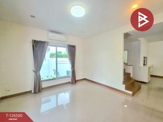 Casa en venta de 3 habitaciones en Si Racha, Chonburi