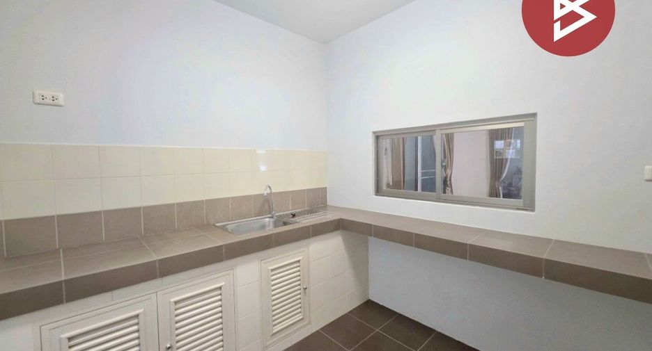 For sale 3 bedrooms house in Si Racha, Chonburi